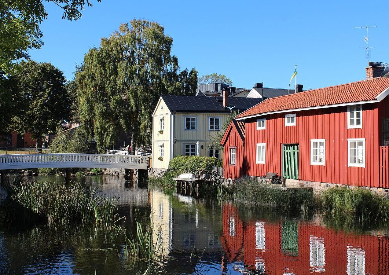 Atellet Hotell Norrtalje Exterior photo